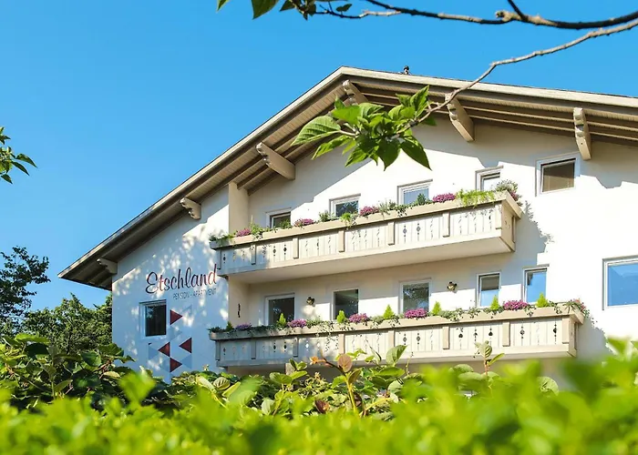 In Near Castle Lejlighed Tirolo